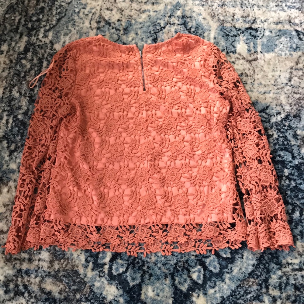 Lace top - Picture 4 of 4